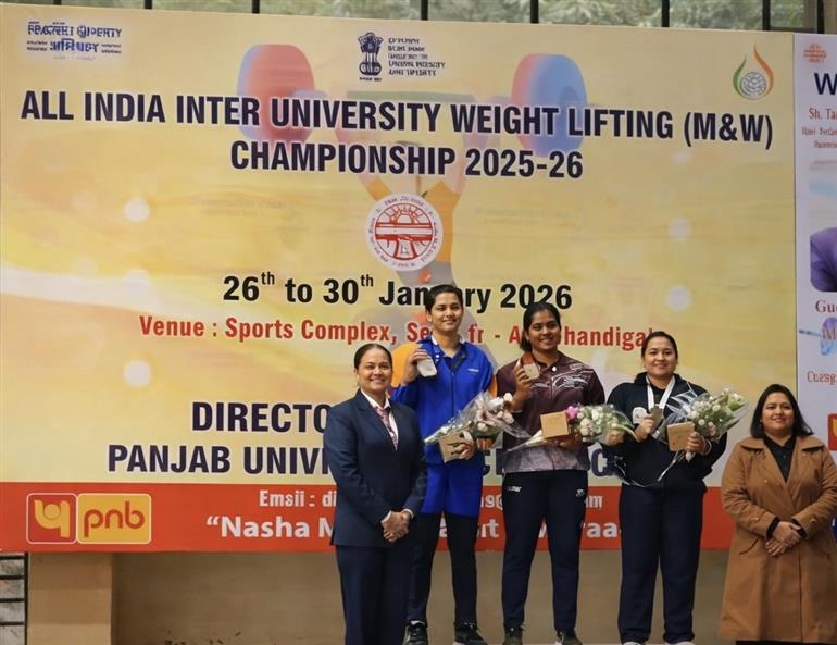 ਇੰਟਰਵਰਸਿਟੀ ਮੁਕਾਬਲਿਆਂ ‘ਚ ਖਾਲਸਾ ਕਾਲਜ ਦੀਆਂ ਖਿਡਾਰਨਾਂ ਨੇ ਚਮਕਾਇਆ ਨਾਂ ਪੰਜਾਬੀ ਯੂਨੀਵਰਸਿਟੀ ਪਟਿਆਲਾ ਲਈ ਰਵਨਦੀਪ ਕੌਰ ਨੇ ਜਿੱਤਿਆ ਕਾਂਸੇ ਦਾ ਤਗਮਾ